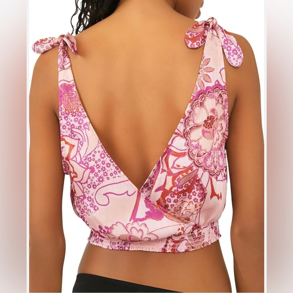 NEW FREE PEOPLE - Blush Floral Top with Elasticized Waistband - Picture 6 of 9